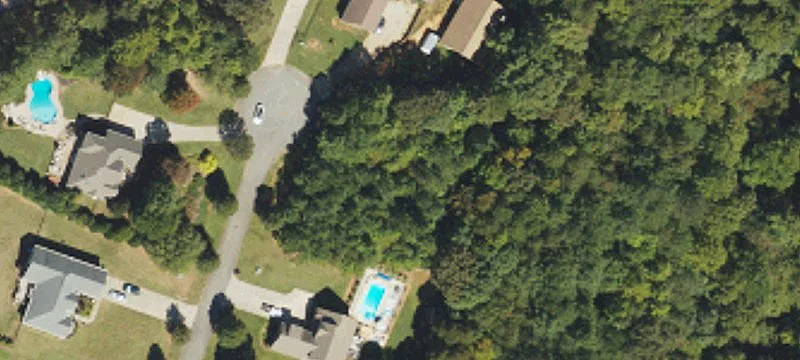 Residential Basement Lot in Cul-de-Sac