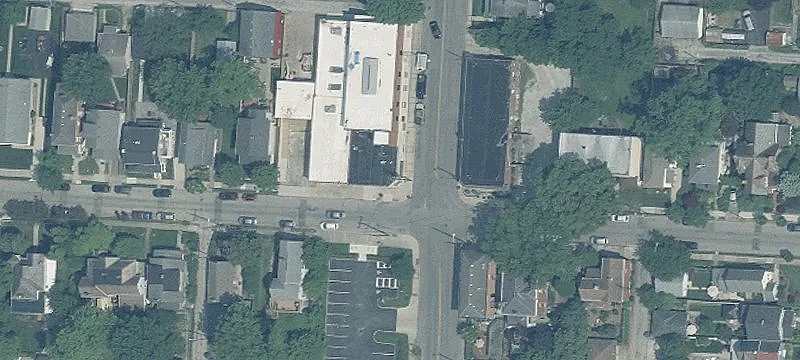 Multi-Unit Street Retail Building