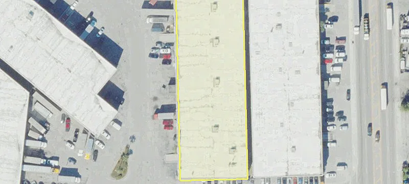 Dock-High Industrial Distribution Buildings