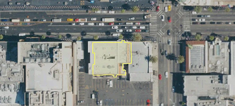 Single-Tenant Retail Storefront