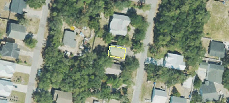 Partially Cleared Waterfront Lot