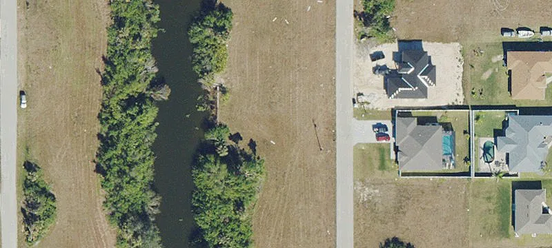 Freshwater Waterfront Land Lot