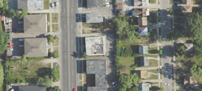 Eight-Unit Apartment Building