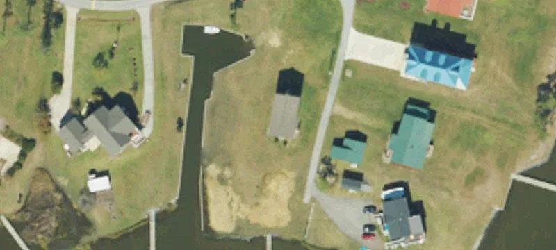 Waterfront Recreational Land Tract