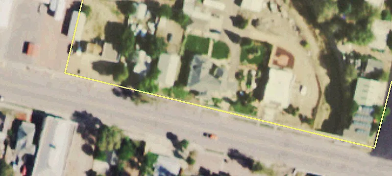 Historic Duplex with Private Grounds