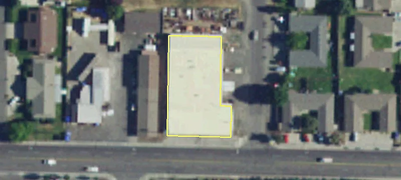 Functional Warehouse with Roll-Up Door