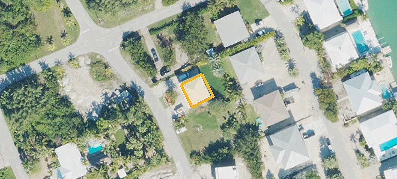 Buildable Residential Lot in Duck Key