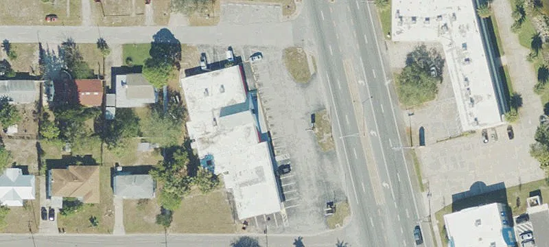 Retail Building on Highway Frontage