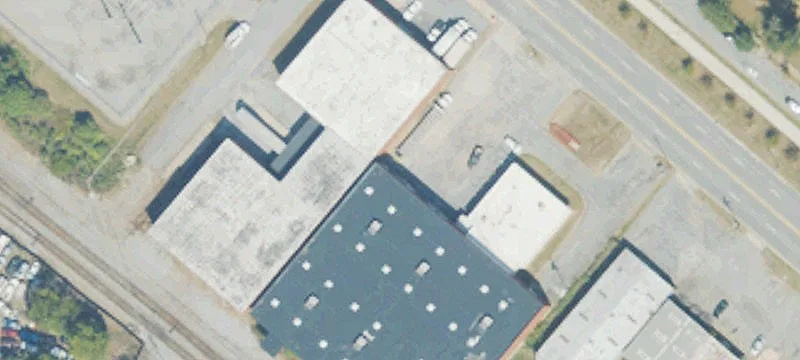 Warehouse with Four-Bay Loading Dock