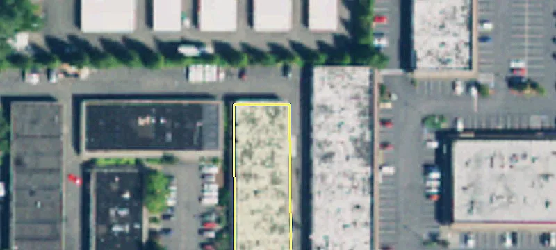 Retail/Showroom Space with Parking