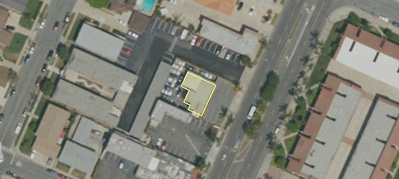 Flex Space with Garage and Lot