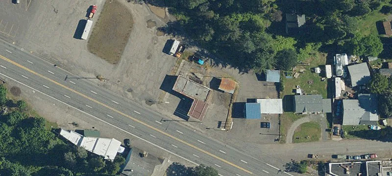 Auto Shop with Office on Highway