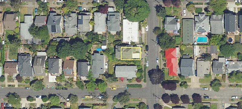 Updated-Roof Triplex with Separate Meters