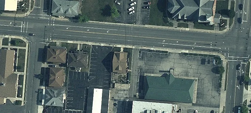 Warehouse Storage Building with Overhead Door
