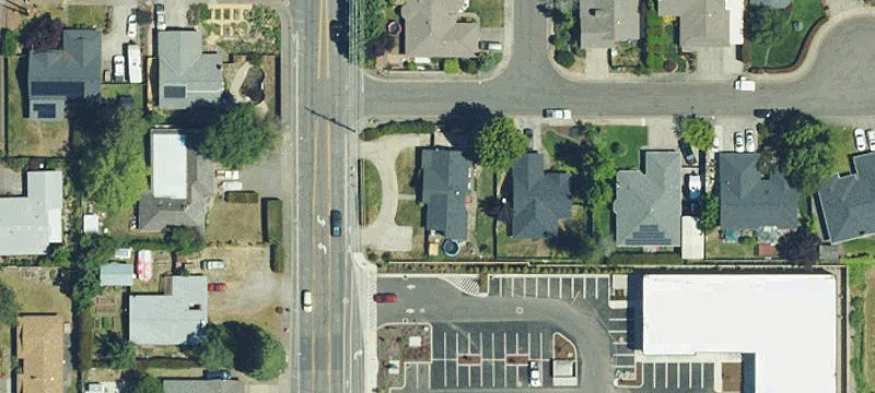 Retail Strip Center with End Caps