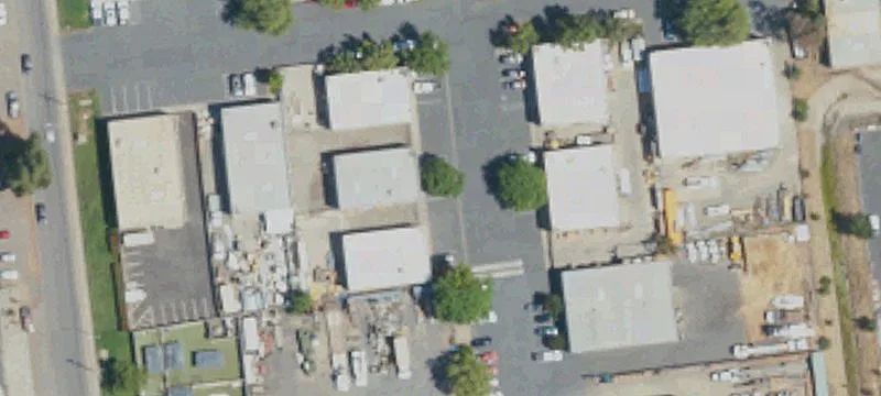 Freestanding Warehouse with Yard