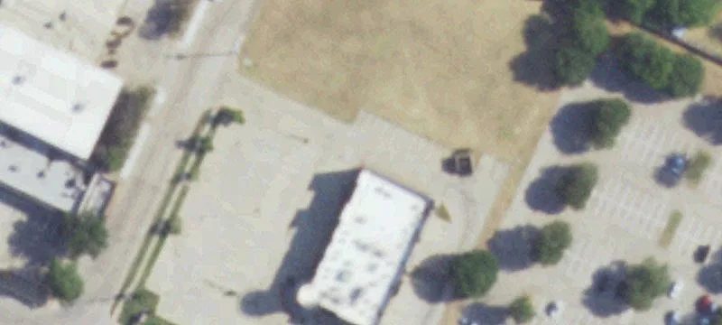 Single-Tenant Retail Storefront
