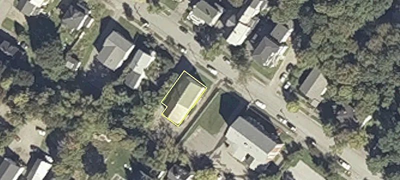 16-Unit Apartment Building