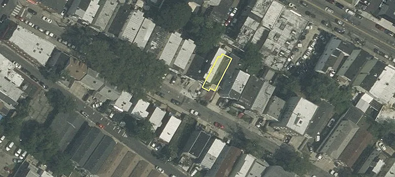 Renovated Three-Floor Duplex