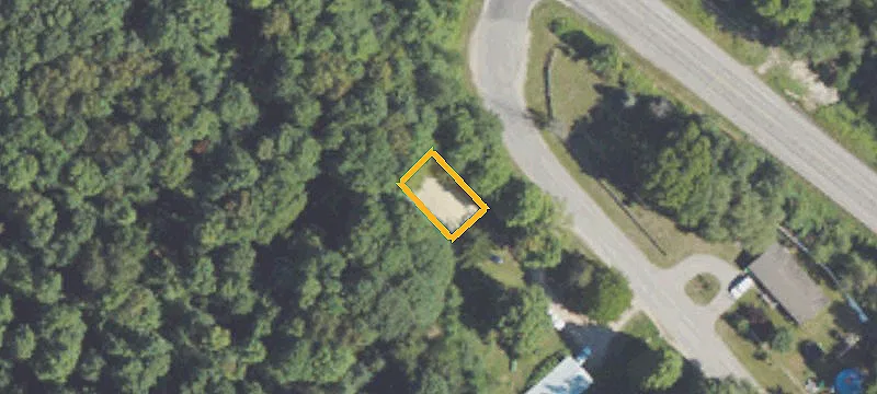 Wooded Land with Multiple Access Points