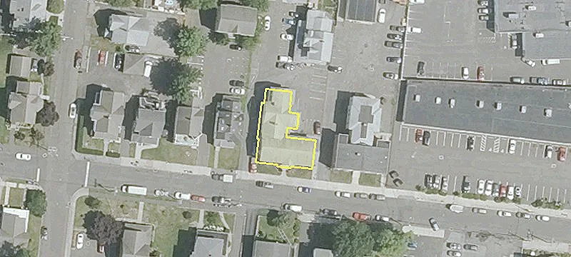 12-Unit Multifamily Apartment Building