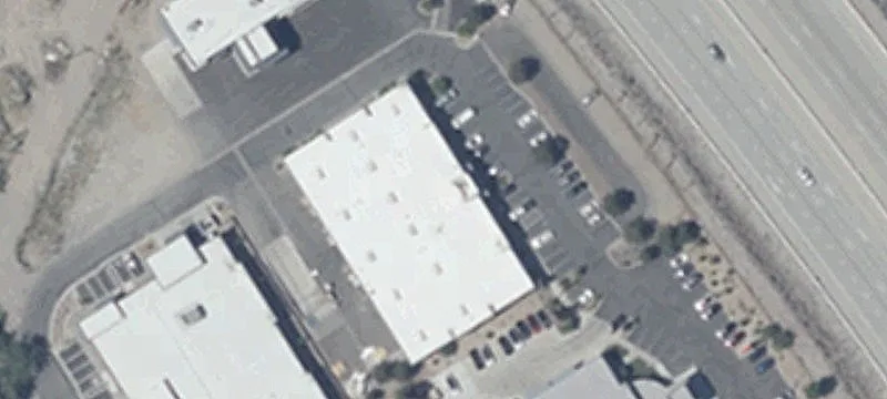 Three-Tenant Automotive Retail Building