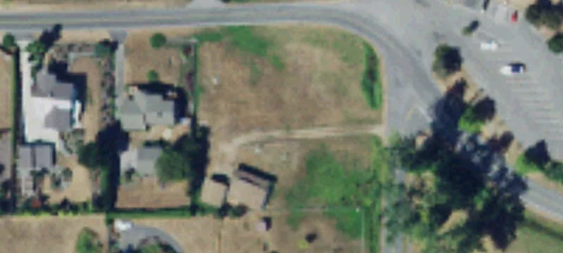 Waterfront Build Site with Utilities