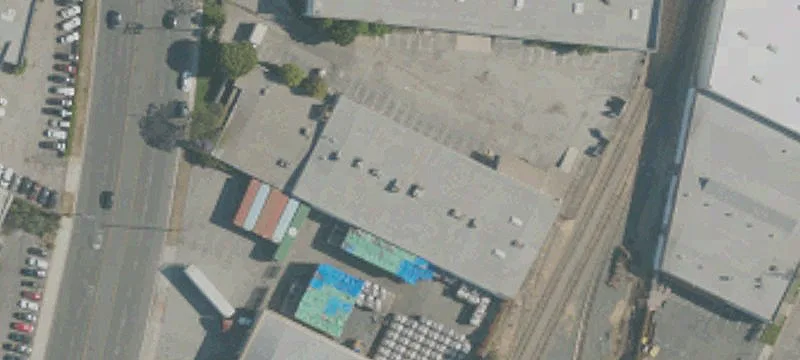 Dock-High Warehouse with Office