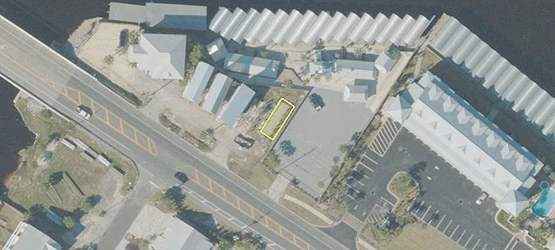 Canal-Access Waterfront Land