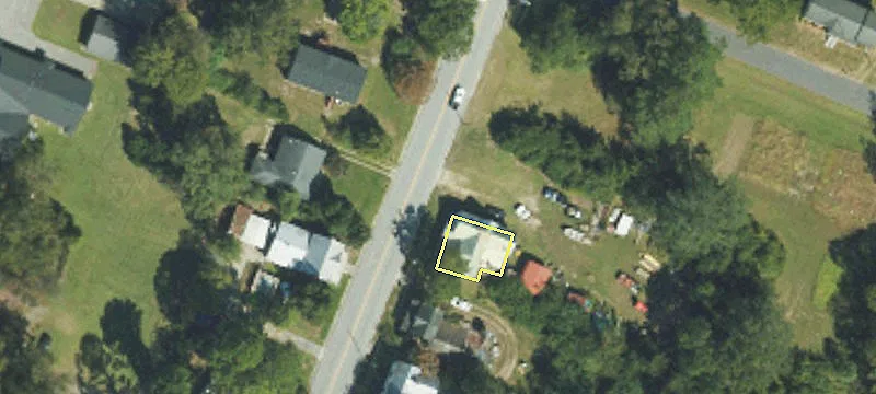 Island-Accessible Waterfront Land