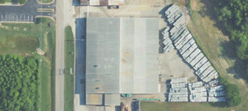 Warehouse with Fenced Yard
