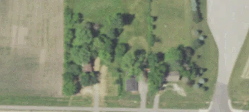 Commercial Land Parcel with Garage