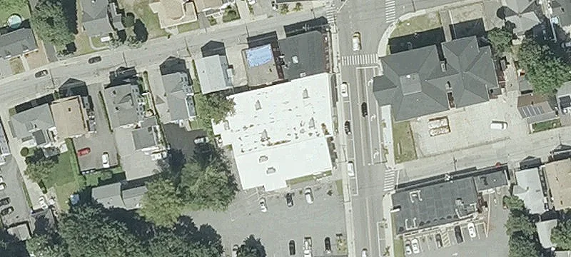 Net-Leased Retail Building