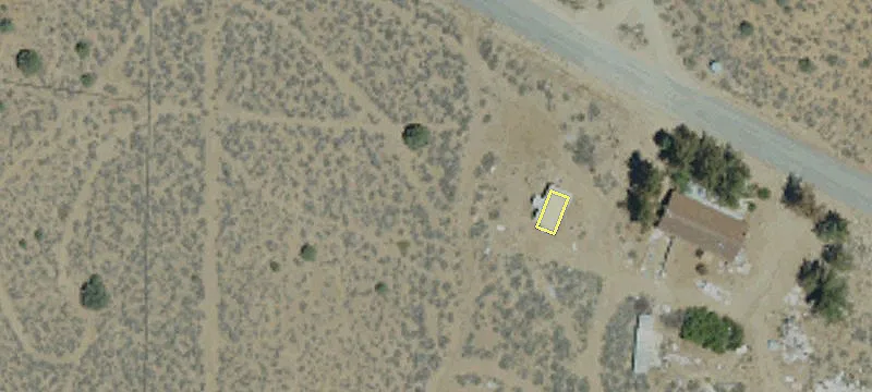 Commercial Land Parcel with Structure