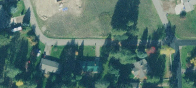 Warehouse with High-Visibility Yard