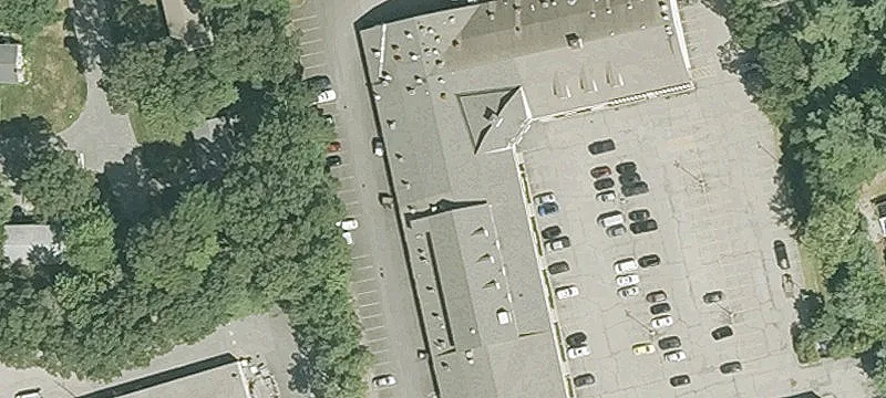 Second-Floor Retail Space