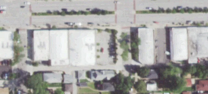 Retail Space with High Visibility