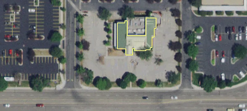 Corner Turnkey Restaurant Building