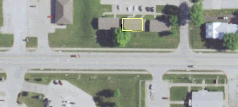 Retail Building with Walkout Basement