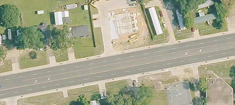Commercial Land for Retail and Food