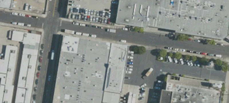 High-Clearance Flex Warehouse with Office