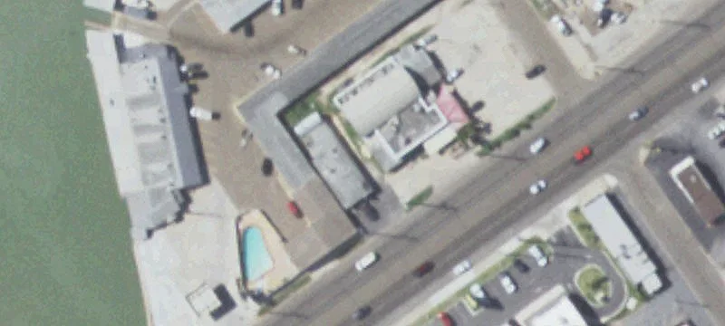 Waterfront Hotel, Marina and Rentals