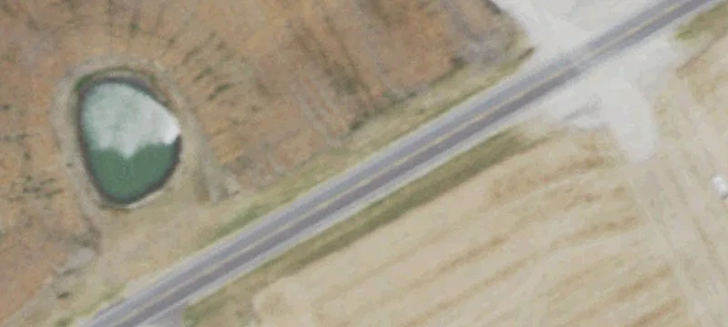 Paved-Frontage Ranchette Tract