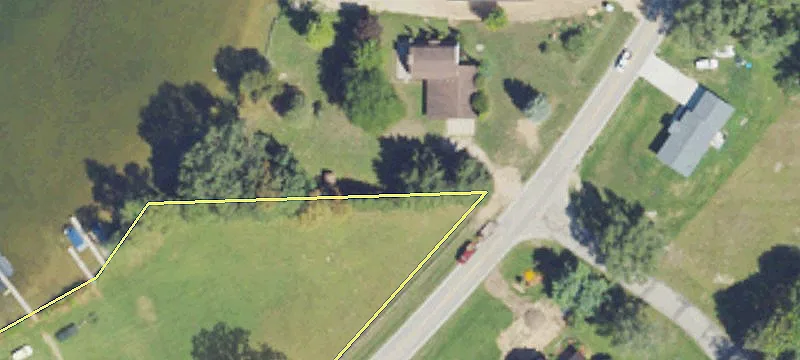 Lakefront Buildable Land Lot