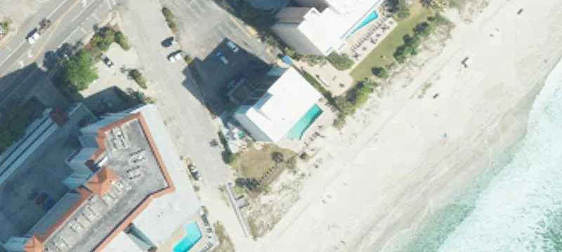 Oceanfront Hotel with Pool and Suites