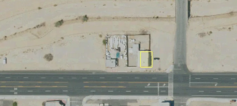 Highway-Front Office/Retail Building