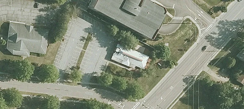 Two-Unit Commercial Building