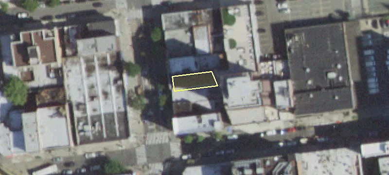 Mixed-Use Net-Lease Building