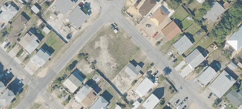 Double-Frontage Residential Corner Lot