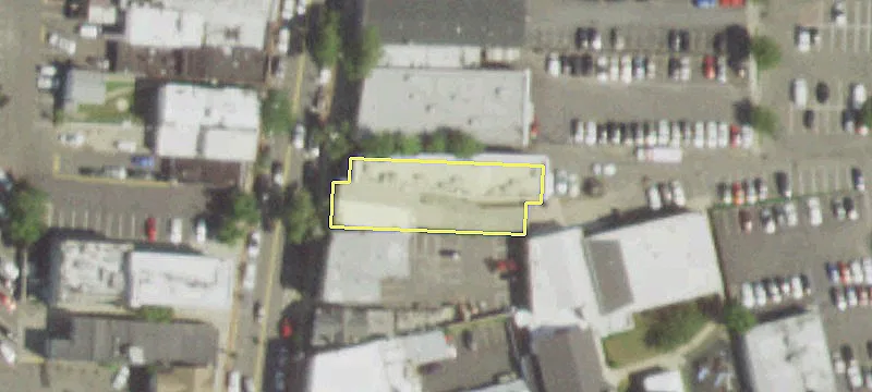 Multi-Tenant Retail Building
